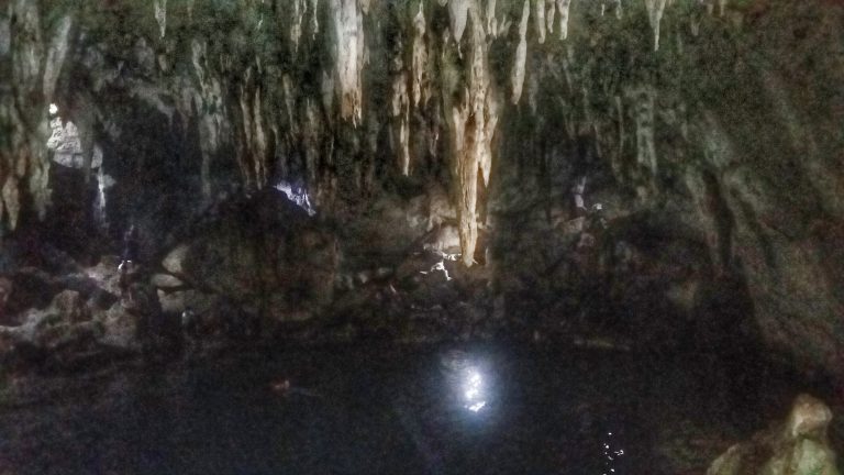 a picture of the hinagdanan cave
