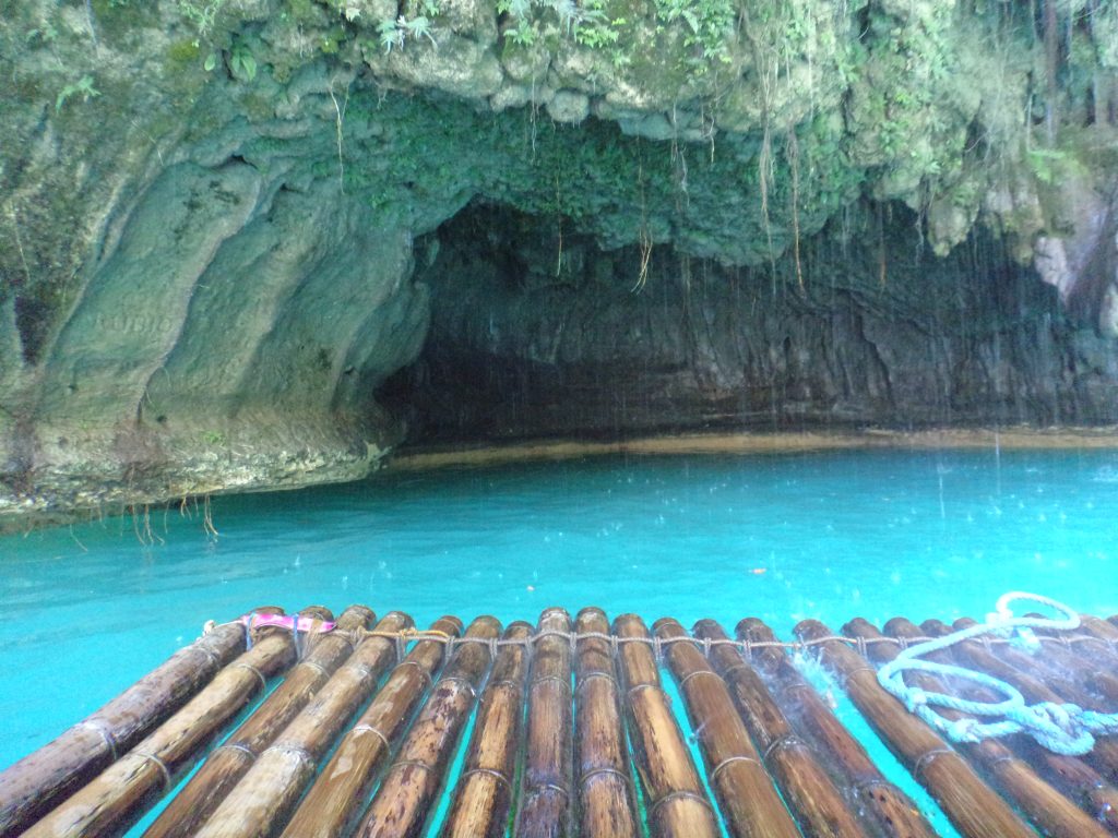 river rafting in kawasan falls
